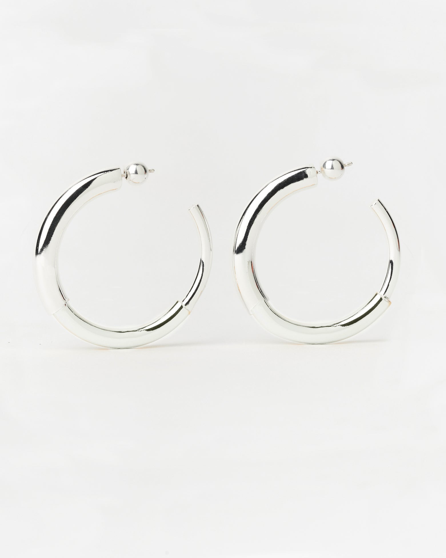 Medium Maggie Hoops
