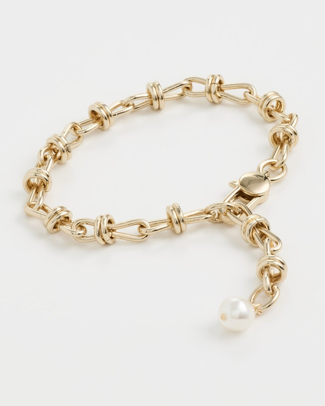 Tyla Love knot Bracelet Gold
