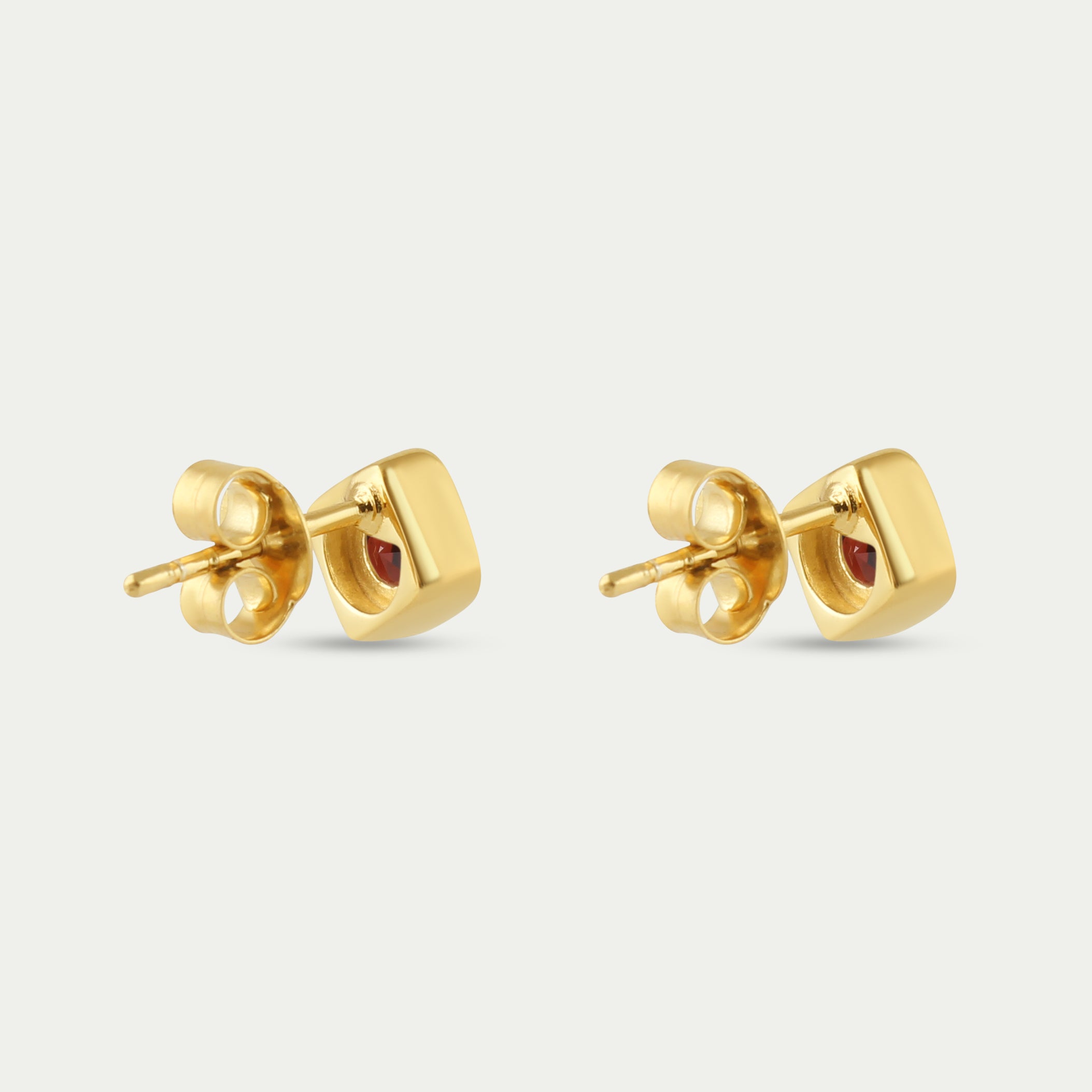 Deco Studs Gold - Garnet