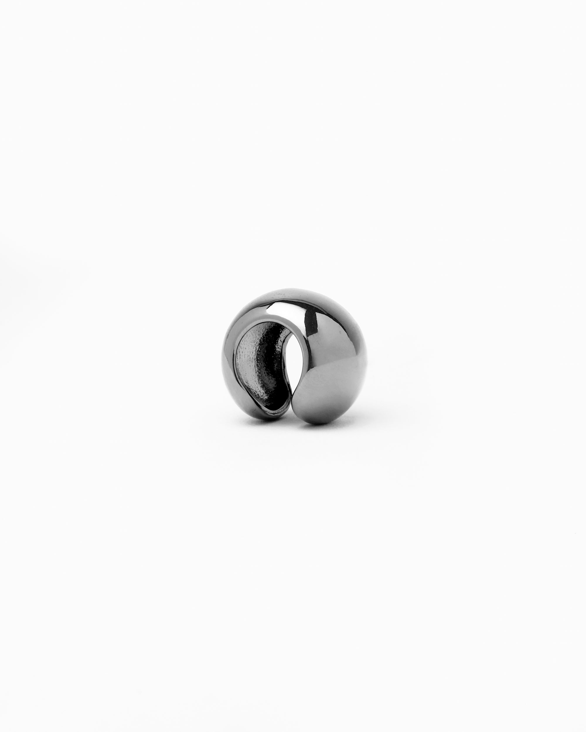 Leda Ear Cuff - Gunmetal