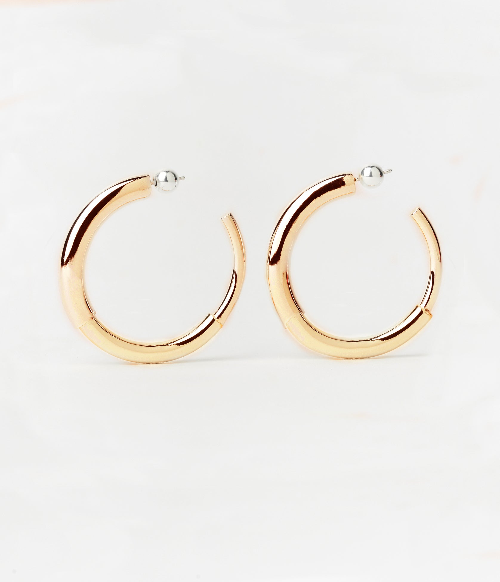 Medium Maggie Hoops