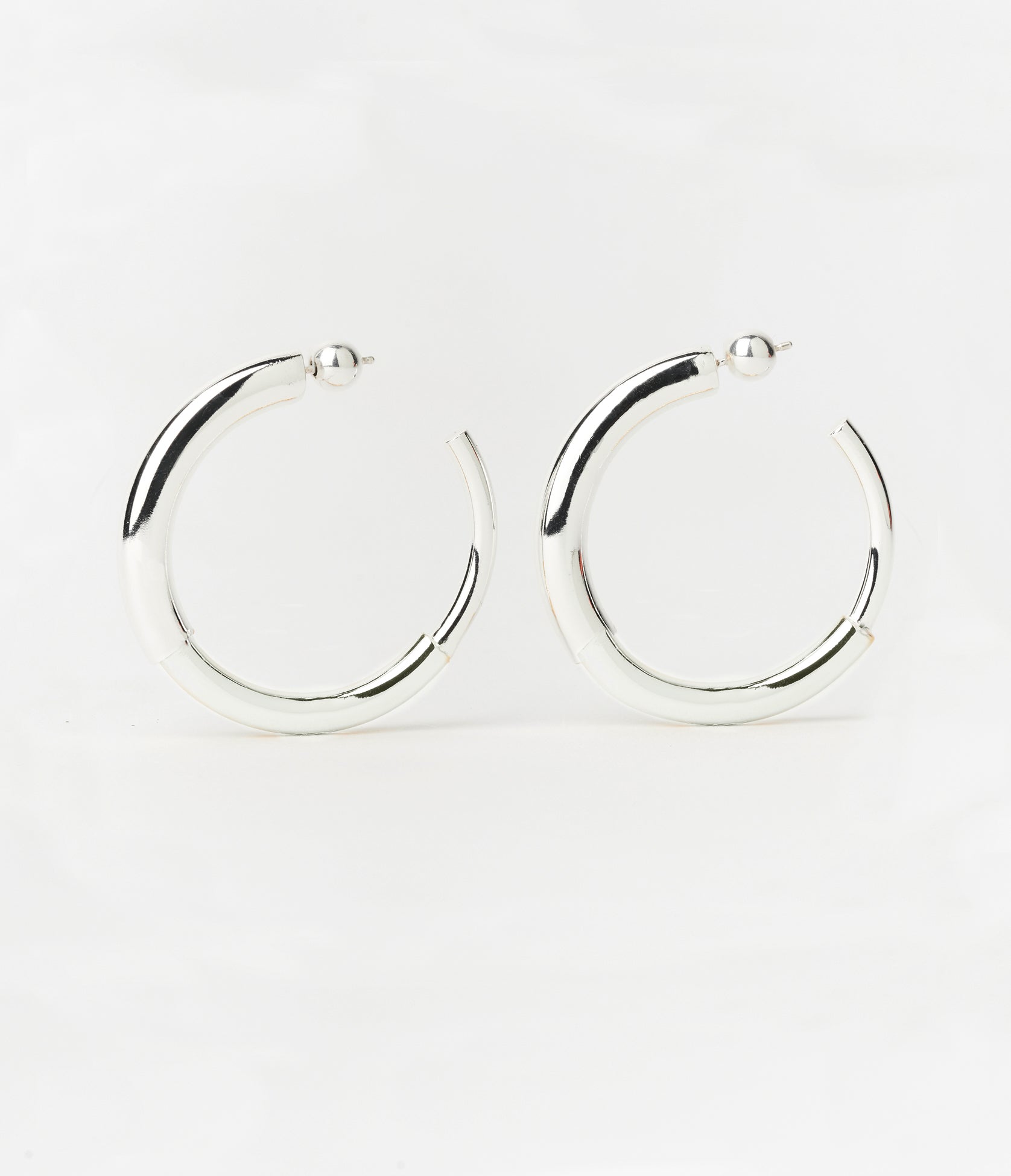 Medium Maggie Hoops