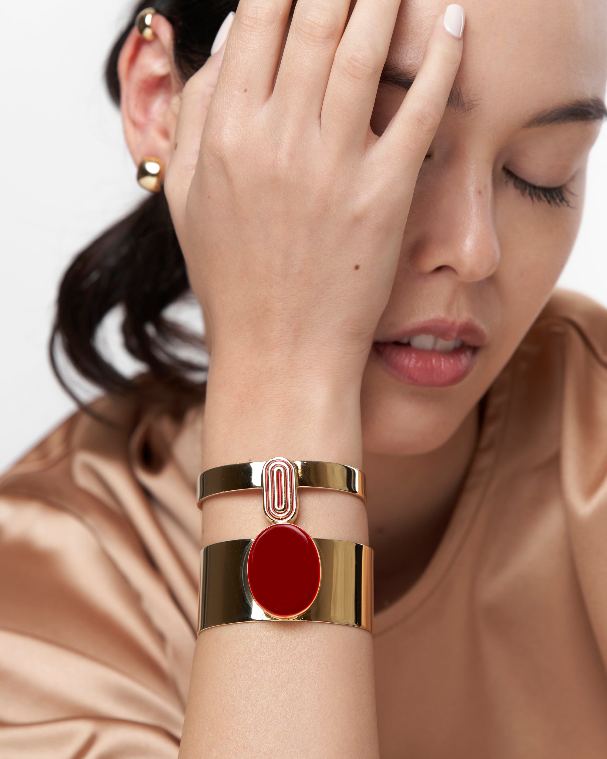 Valeria Cuff Dahlia Red