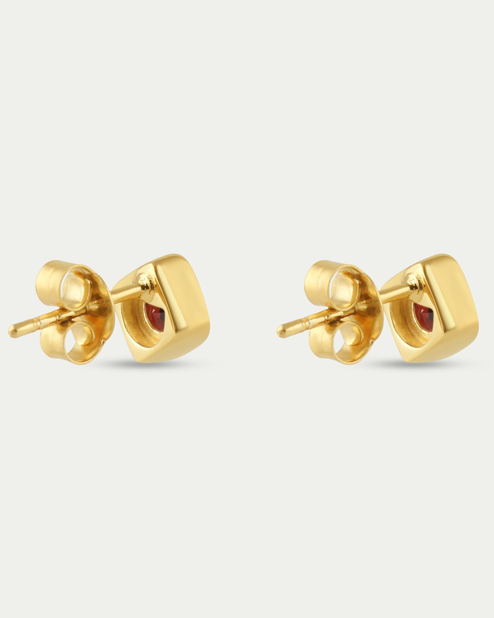 Deco Studs Gold - Garnet
